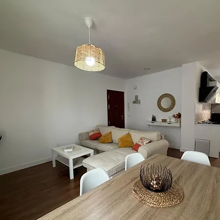 Centrico Con Garaje Apartment